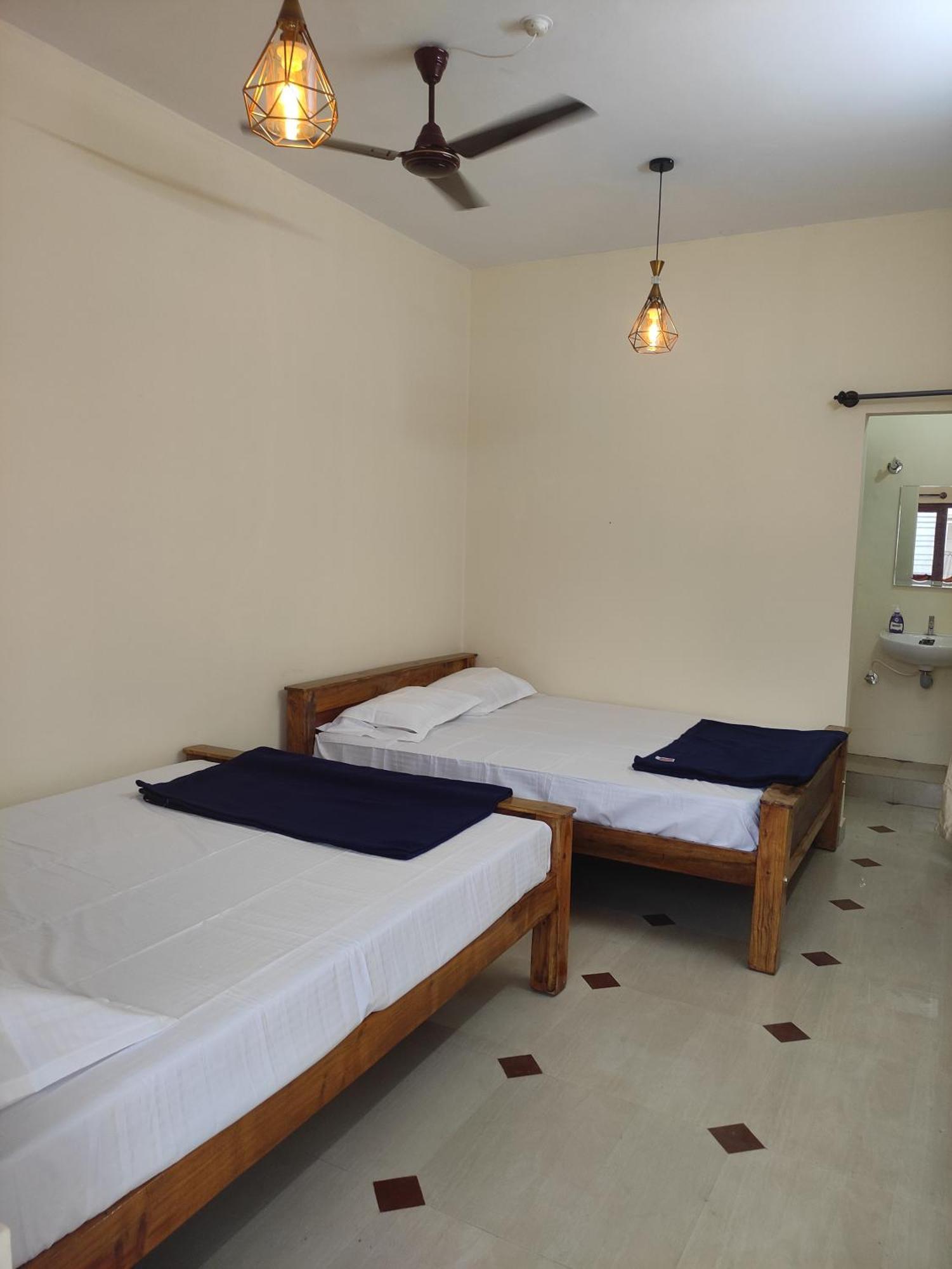 Nest Inn Service Rooms Чикмагалур Экстерьер фото